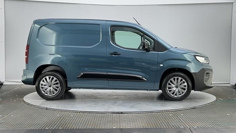 2025 Citroen Berlingo 1.5 BlueHDi 130ps Van Driver EAT8 PANEL VAN DIESEL Automatic