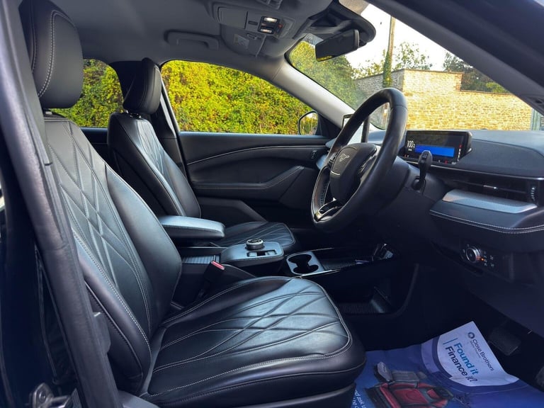 FORD MUSTANG Standard Range 70kWh 5dr 2021