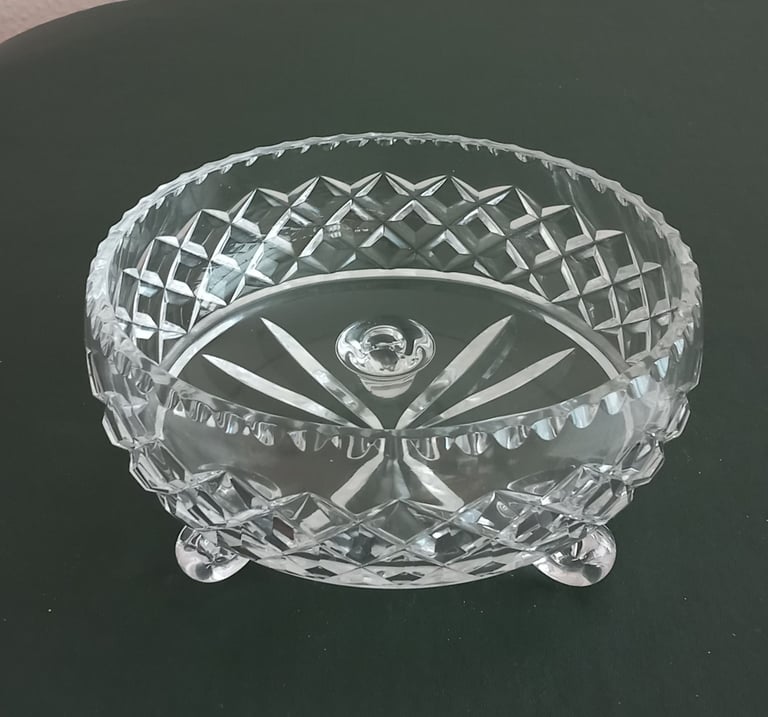 Cut-glass Bowl with 3 Feet. 8.5" approx across top 