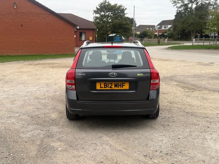 2012 Kia Ceed 1.6 CRDi EcoDynamics 2 Sports Wagon Euro 5 (s/s) 5dr ESTATE Diesel Manual