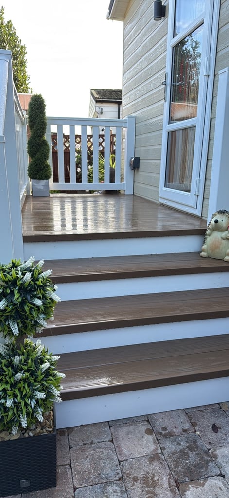 Verandah Composite decking, antique oak, great condition. All decking, rails, skirting.