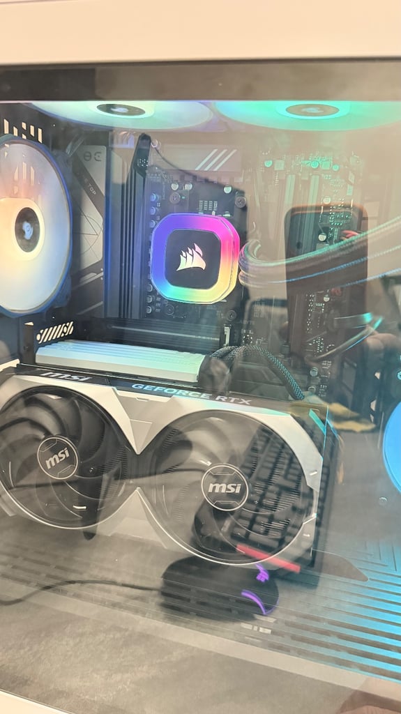 Stormforce Prism – Ryzen 7 7800X3D | RTX 4070 Ti Super | 32GB RAM | 2TB Gen 4 SSD | WiFi – Brand New