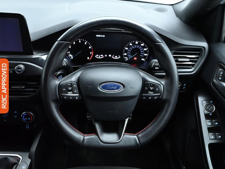 2019 Ford Focus 1.0T EcoBoost ST-Line Hatchback 5dr Petrol Manual Euro 6 (s/s) (125 ps) Hatchback...
