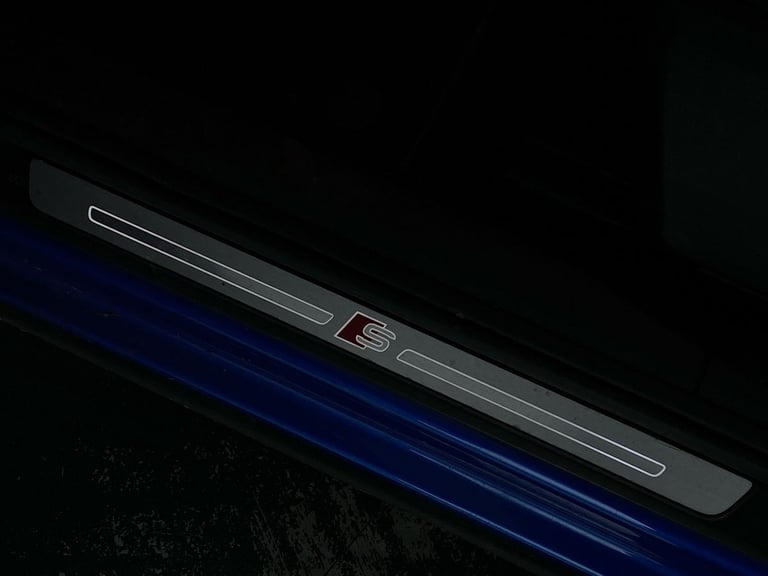 2020 Audi Q2 30 TFSI Black Edition 5dr Crossover/SUV PETROL Manual