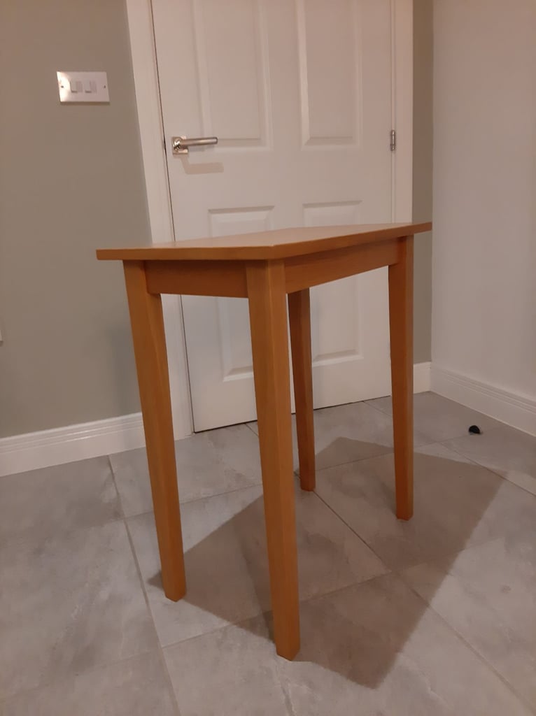 Lamp table