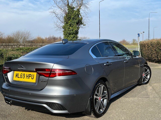 2019 Jaguar XE 2.0d R-Dynamic SE 4dr Auto SALOON Diesel Automatic