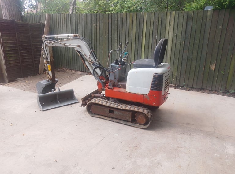 Mini Digger Micro Excavator TB 108  Takeuchi   6295 GBP