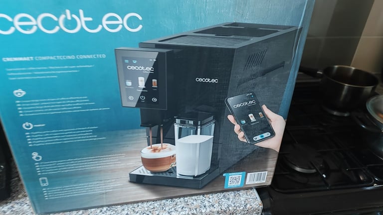 £430 smart super automatic bean to cup coffee machine CECOTEC CREMMAET COMPACTCCINO CONNECTED COFFEE