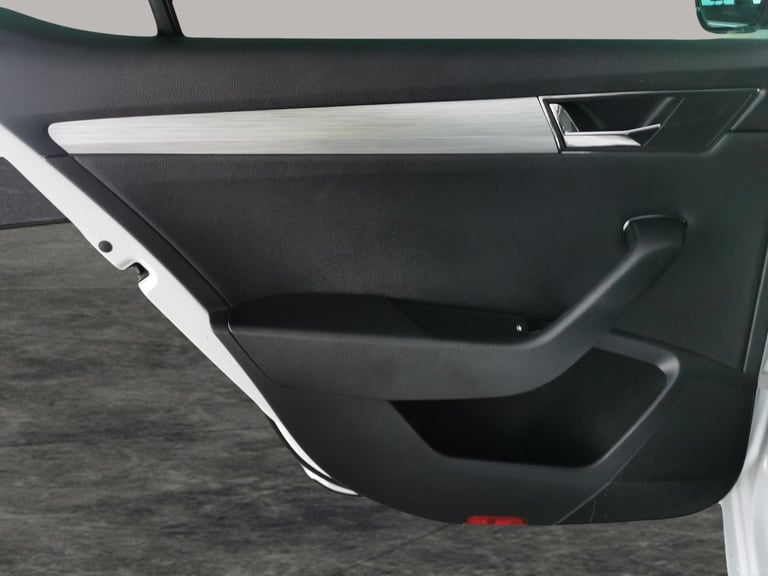 2021 Skoda Superb 1.5 TSI ACT SE Technology Hatchback 5dr Petrol DSG Euro 6 (s/s) (150 ps) -  Hat...