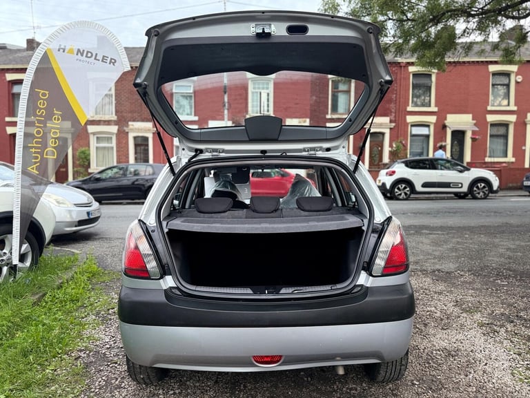 2009 Kia Rio 1.4 Chill 5dr HATCHBACK Petrol Manual