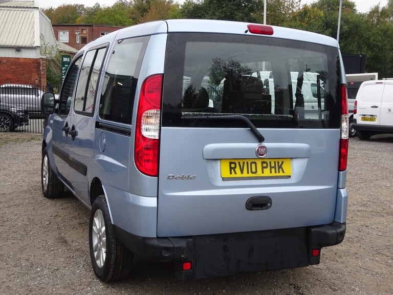 2010 (10) FIAT DOBLO DYNAMIC 1.4 8V PETROL *ONLY 24,000 MILES* (4 SEATS + W/CH)