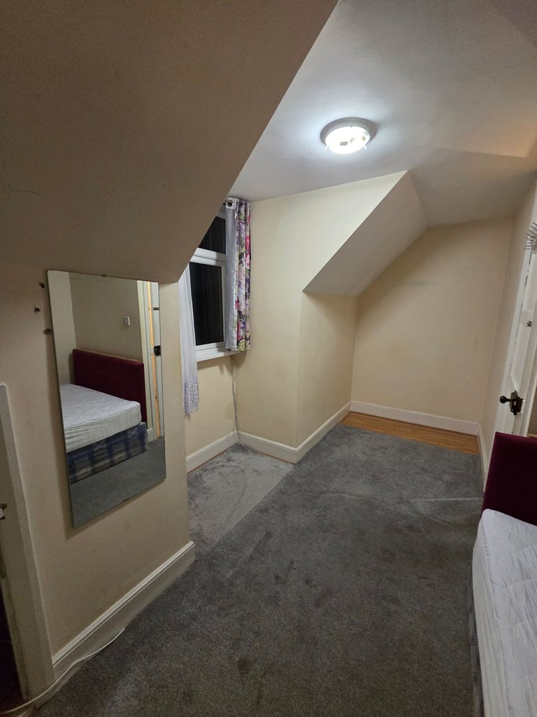 Double room for rent