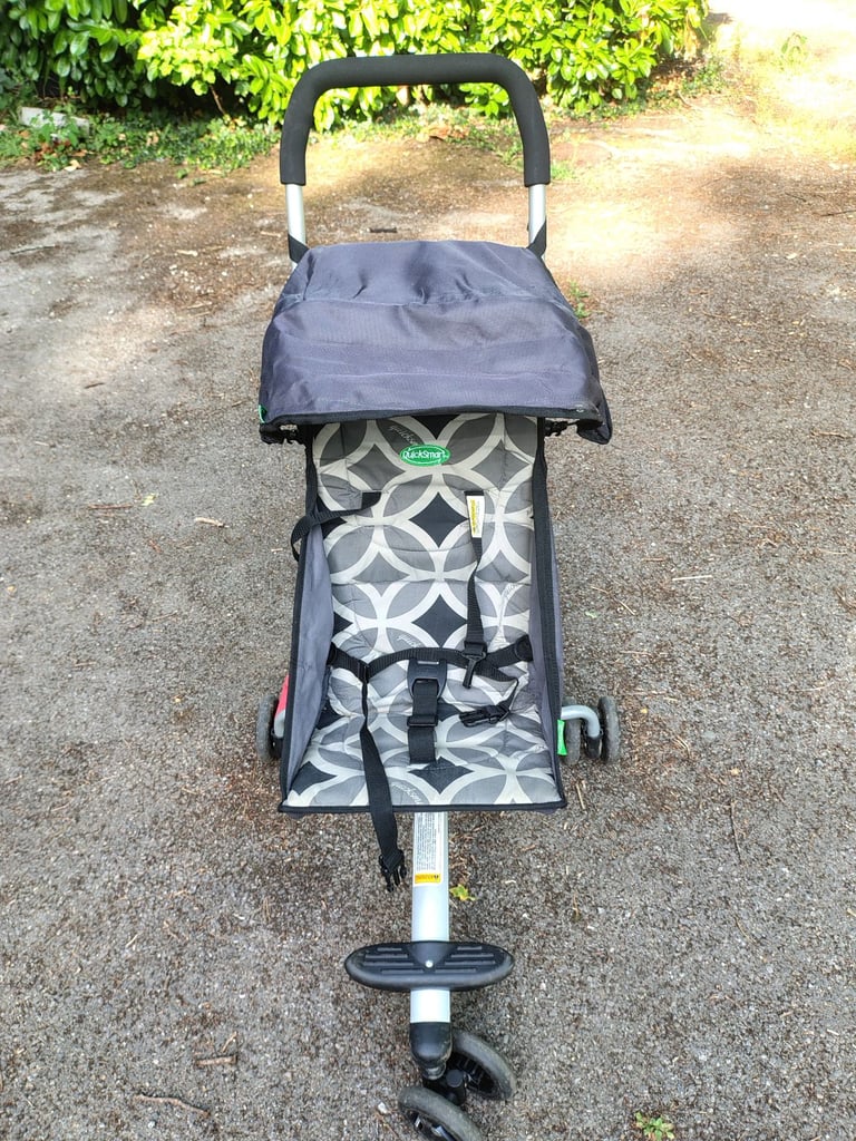 image for Holiday/compact  pushchair - Quicksmart