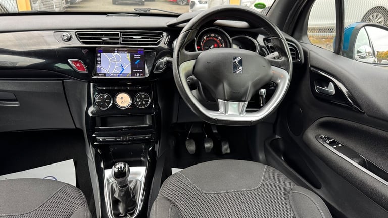 2015 DS DS 3 1.2 PureTech DStyle Nav Hatchback 3dr Petrol Manual Euro 6 (s/s)