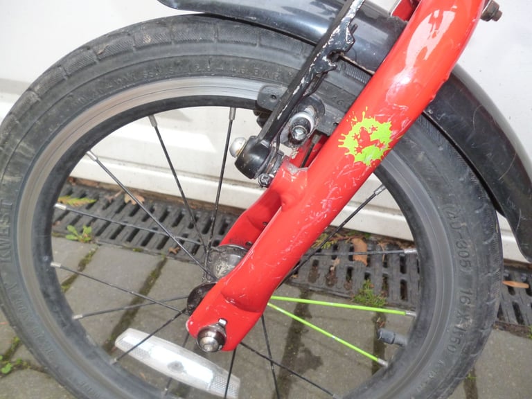 Kids Frog 48 bike ages 4-6