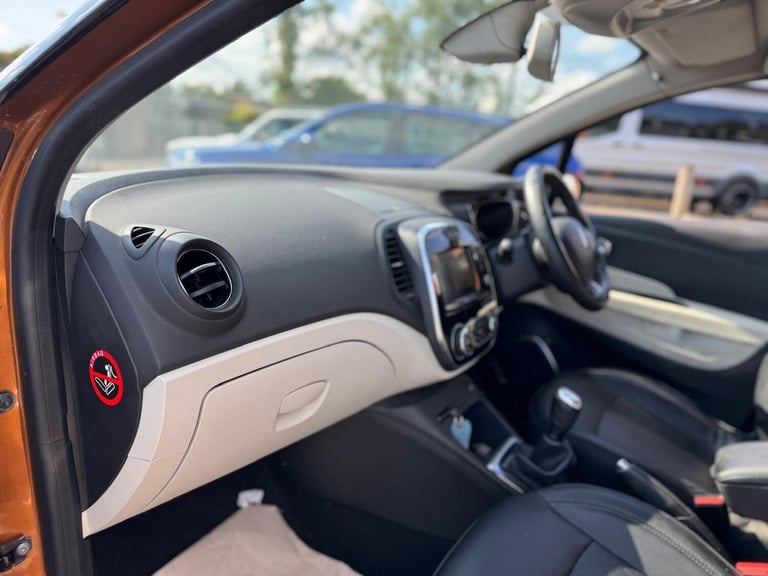 2018 Renault Captur 0.9 TCe ENERGY GT Line Euro 6 (s/s) 5dr HATCHBACK Petrol Manual
