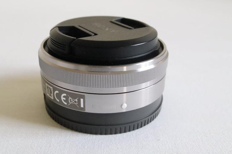 SONY E 16mm F/2.8 SEL16F28 E-Mount Wide Angle
