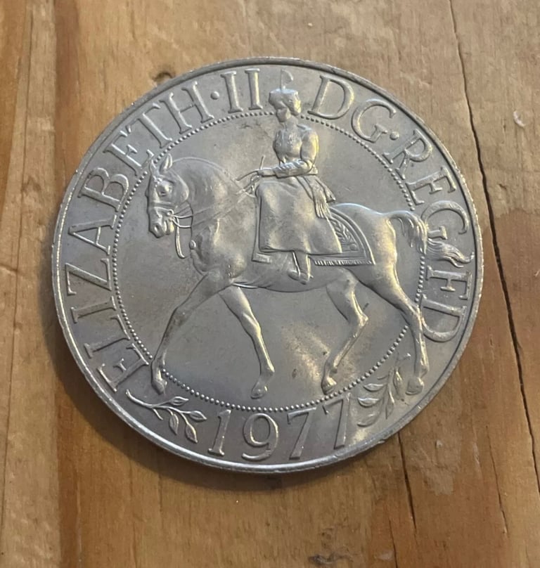 image for Rare 1977 Queen Elizabeth II Silver Jubilee 