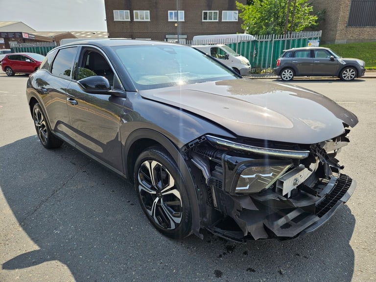 2023 73  CITROEN C5 X 1.2 PureTech 130 Shine 5dr EAT8 Auto Grey Damaged Salvage