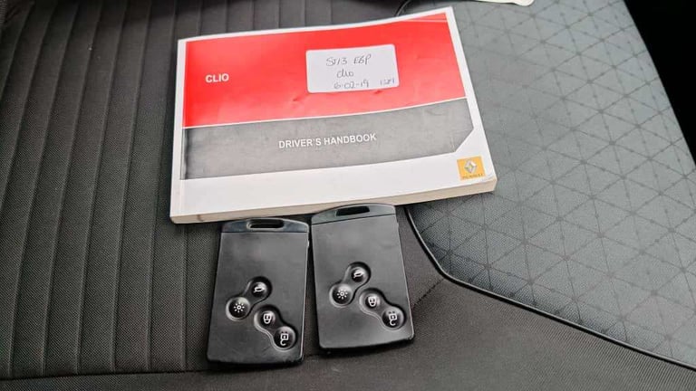 RENAULT CLIO DYNAMIQUE Sport NAV DCI (2013) Cruise Control Touch Screen BT 2 Keys New Timing Belt