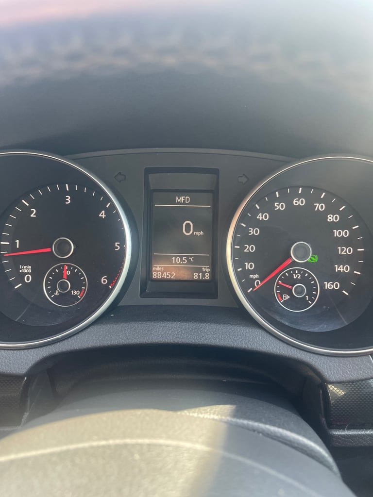 Volkswagen, GOLF, Hatchback, 2010, Semi-Auto, 1968 (cc), 5 doors