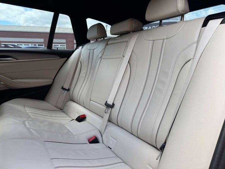 2018 BMW 5 Series 520d xDrive M Sport 5dr Auto ESTATE DIESEL Automatic