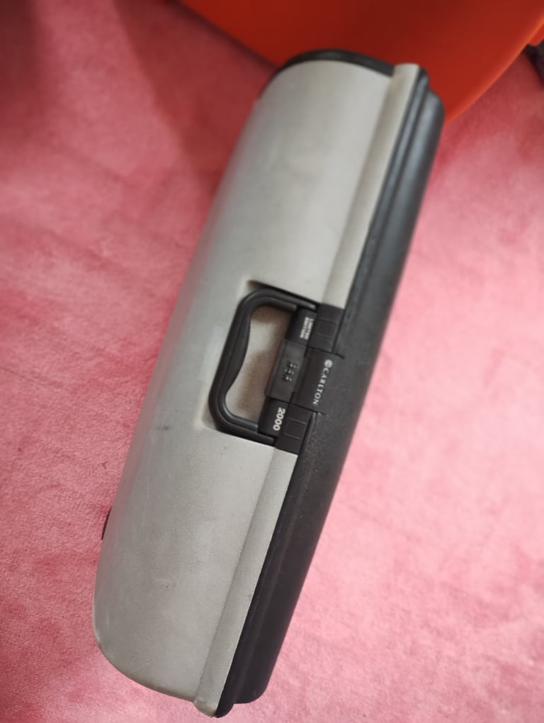 Hard plastic luggage case £5 each