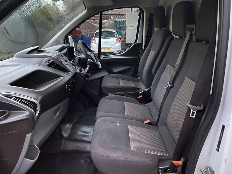 2017 Ford Transit Custom 2.0 TDCi 290 L1 H1 5dr PANEL VAN Diesel Manual
