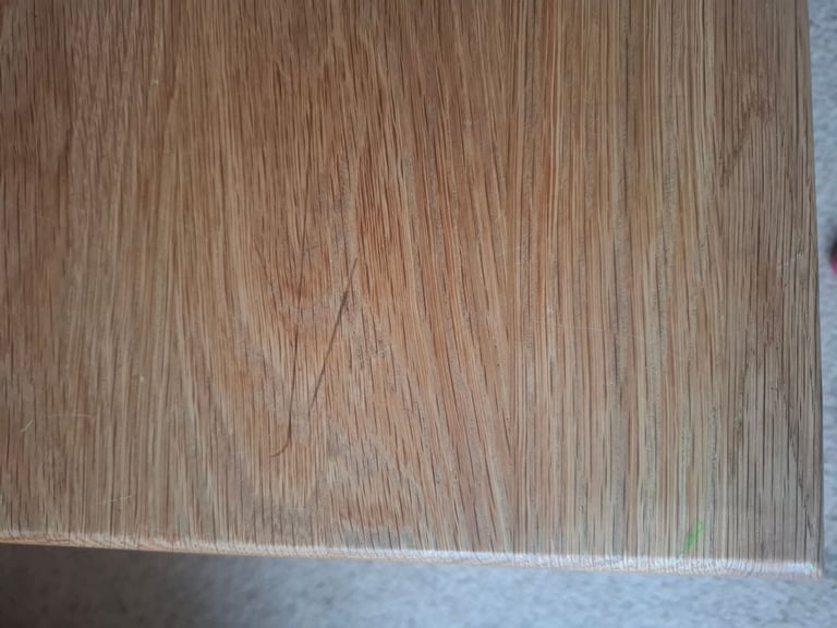 3 matching Solid Oak coffee tables / TV cabinet