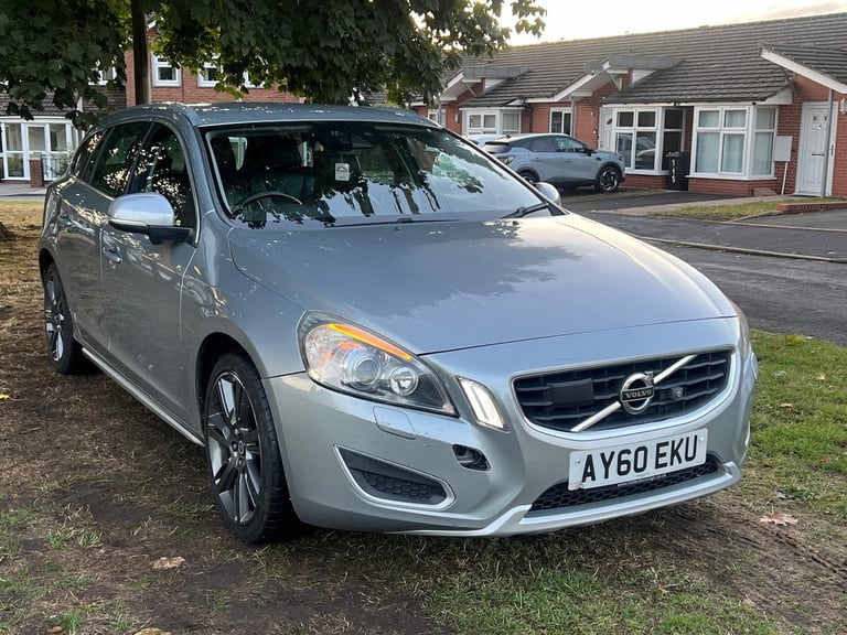 2010 Volvo V60 D3 [163] SE Lux 5dr Geartronic ESTATE Diesel Automatic