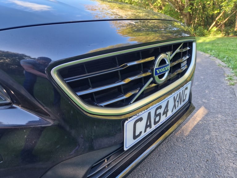 2014 Volvo V40 D3 R DESIGN 5dr HATCHBACK Diesel Manual