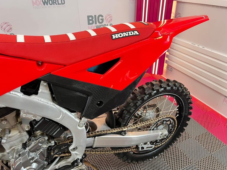 Honda CRF 250 2025 - Only 17 Hours - Stock