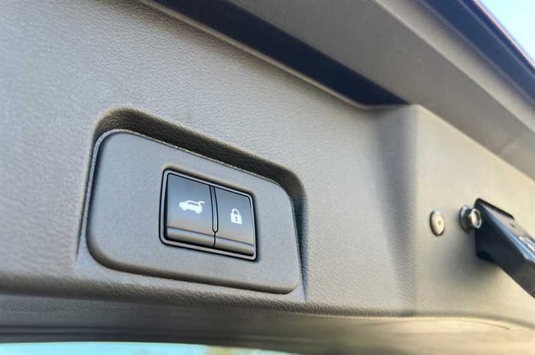 2023 Nissan X-Trail 1.5 E-Power E-4orce 213 Tekna 5dr Auto HATCHBACK PETROL/ELECTRIC Automatic