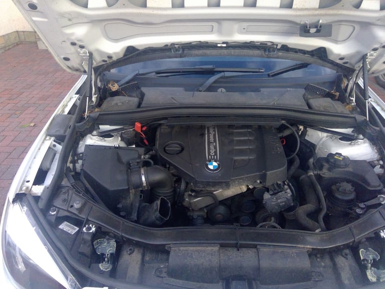 BMW, X1, Estate, 2014, Manual, 1995 (cc), With ENGINE FAULT