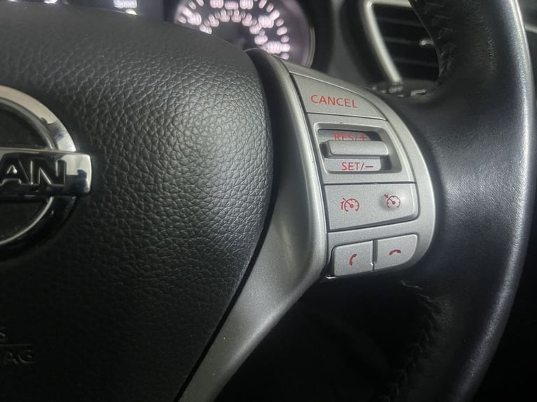 2017 Nissan Qashqai 1.5 dCi N-Connecta SUV 5dr Diesel Manual 2WD Euro 6 (s/s) (110 ps) HATCHBACK ...