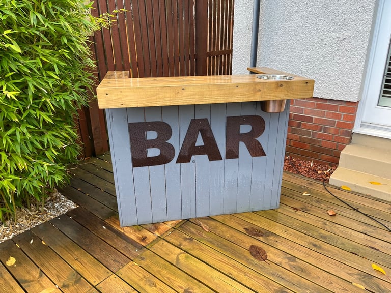 image for Outdoor wooden bar