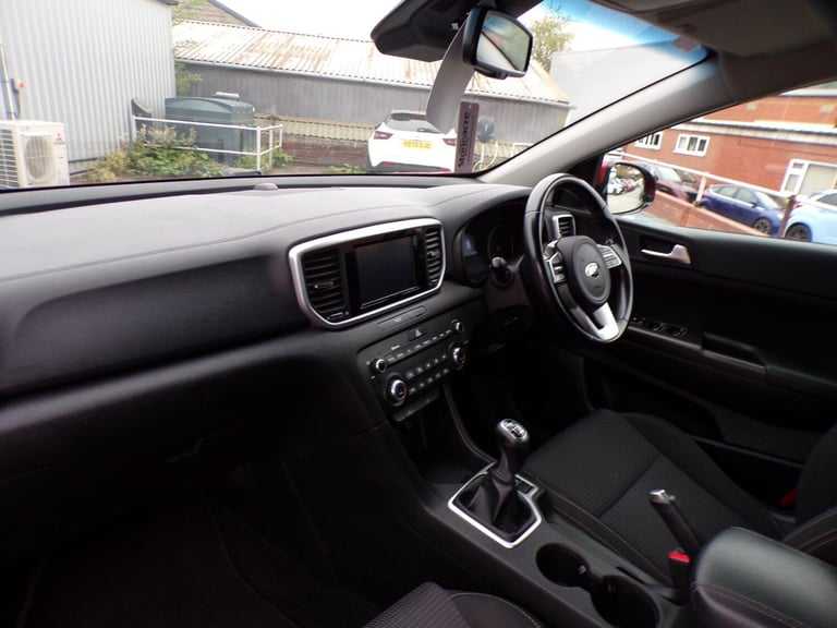 2019 Kia Sportage 1.6 T-GDi 2 SUV 5dr Petrol Manual AWD Euro 6 (s/s) (174 bhp) ESTATE Petrol Manual