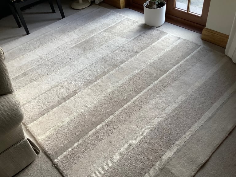 image for Large Laura Ashley Rug