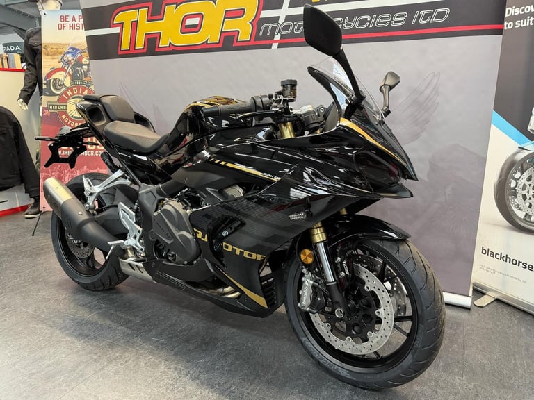 QJ MOTOR SRK 800RR SUPERSPORTS 2025 BRAND NEW 3 COLOURS TOP TECH+SPEC ONLY £6999
