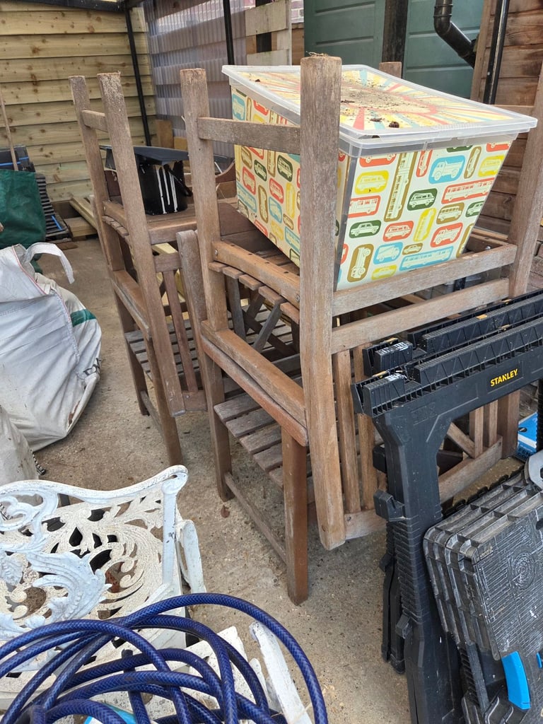 4 Outdoor Teak Solid Wood Chairs