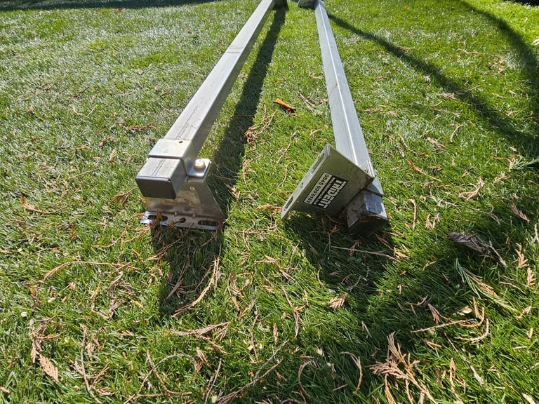 Vauxhall Vivaro Roof Bars