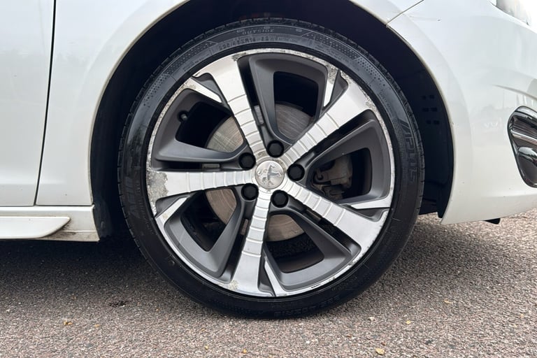  Peugeot 308 2.0 Bluehdi Gt Line Hatchback 5dr Diesel Eat Euro 6 s/s 150 Ps