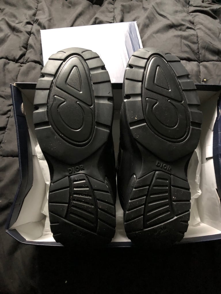 Dior b30’s brand new