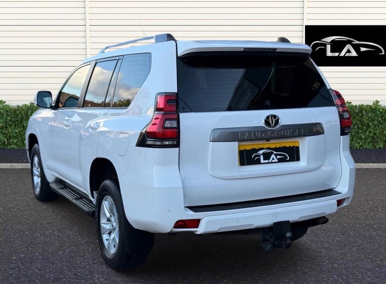 2022 Toyota Land Cruiser 2.8 D-4D 204 Active 5dr Auto 7 Seats ESTATE DIESEL Automatic