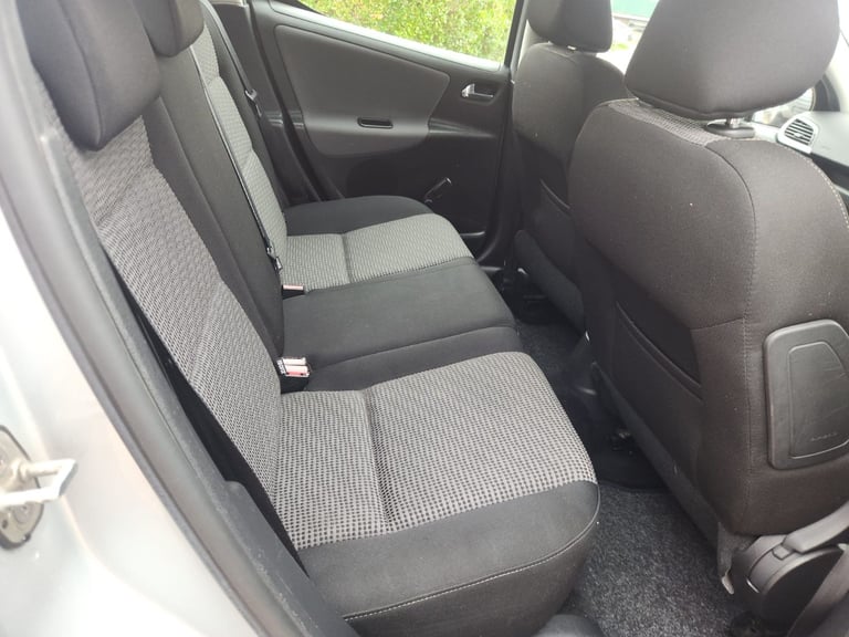 PEUGEOT 207 AUTOMATIC 1.6LT PETROL ULEZ COMPLIANT VERY CLEAN CAR BARGAIN
