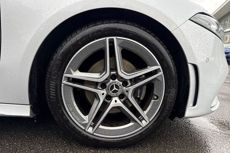 2019 Mercedes-Benz A-Class 1.3 A200 AMG Line (Premium) 7G-DCT Euro 6 (s/s) 5dr Hatchback PETROL A...