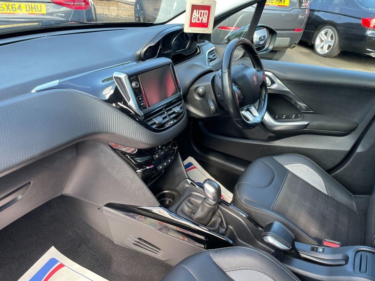 2018 Peugeot 2008 1.2 PureTech Allure Premium Euro 6 (s/s) 5dr HATCHBACK Petrol Manual