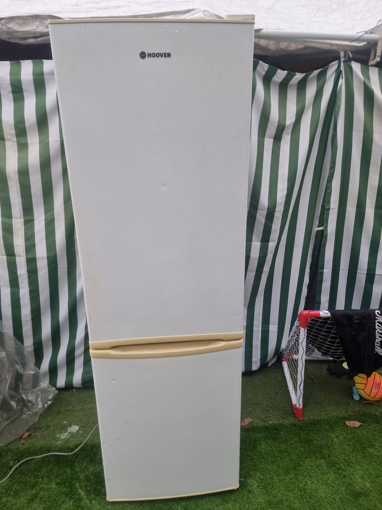 image for Fridge freezer tall hoover 