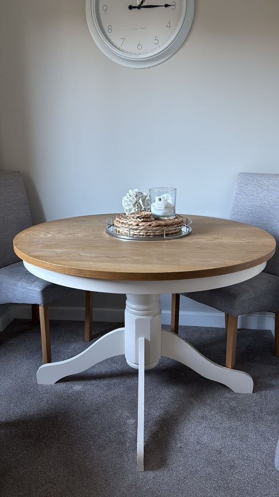 image for Farmhouse style white and wood round table 