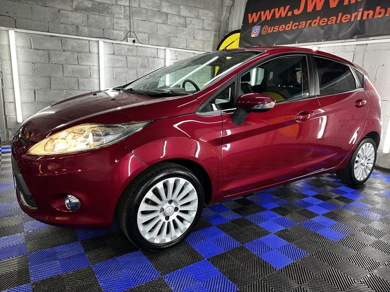 2011 Ford Fiesta 1.6 Titanium Hatchback 5dr Petrol Manual (134 g/km  118 bhp)